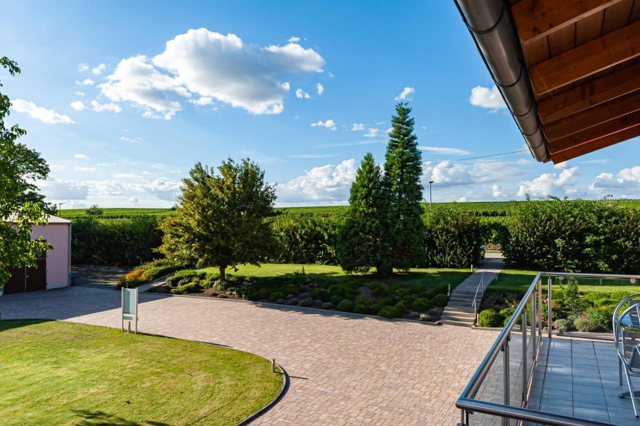 Landgut Schill Hotel Osthofen Luaran gambar