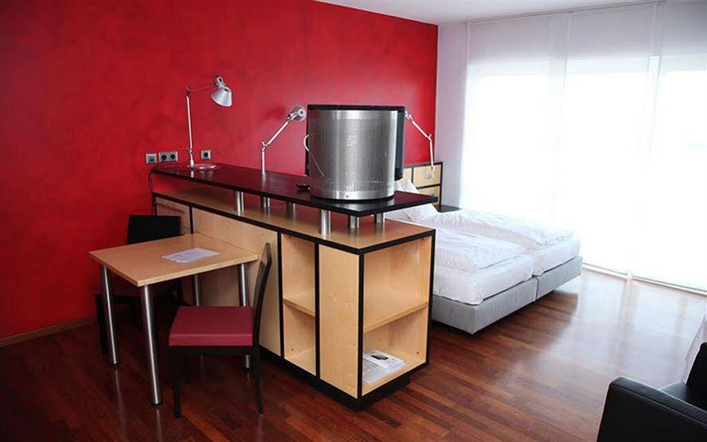 Landgut Schill Hotel Osthofen Luaran gambar